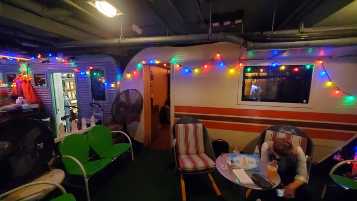 a trailer that goes into a lounge room